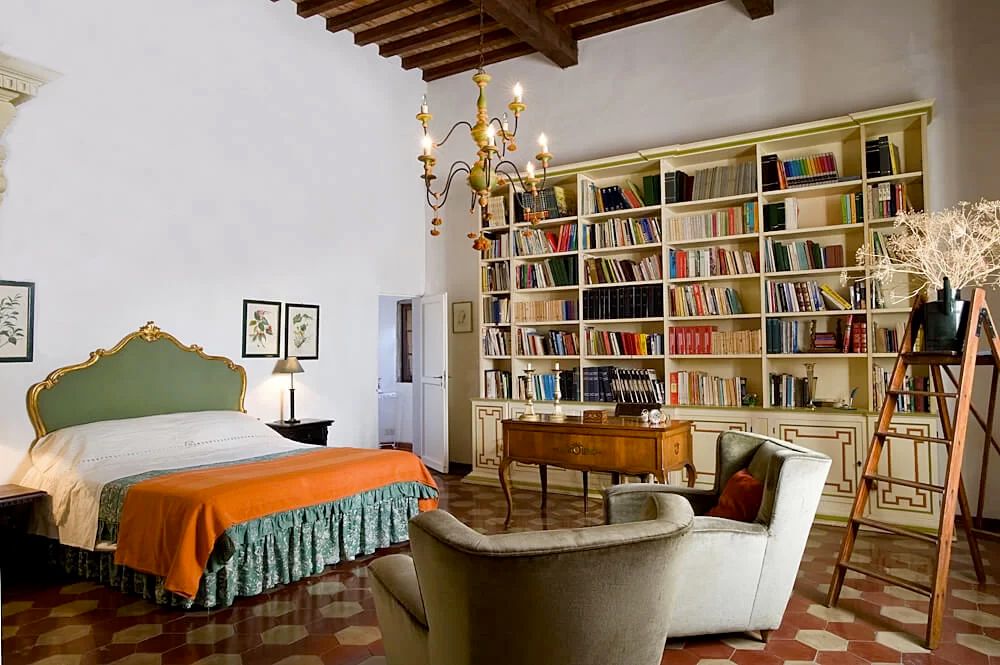 Bedroom with library at the romantic villa in Tuscany