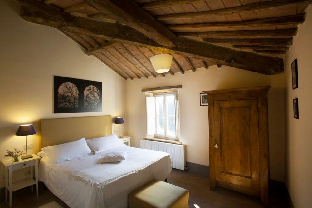 Bedroom at the romantic wedding villa near Siena