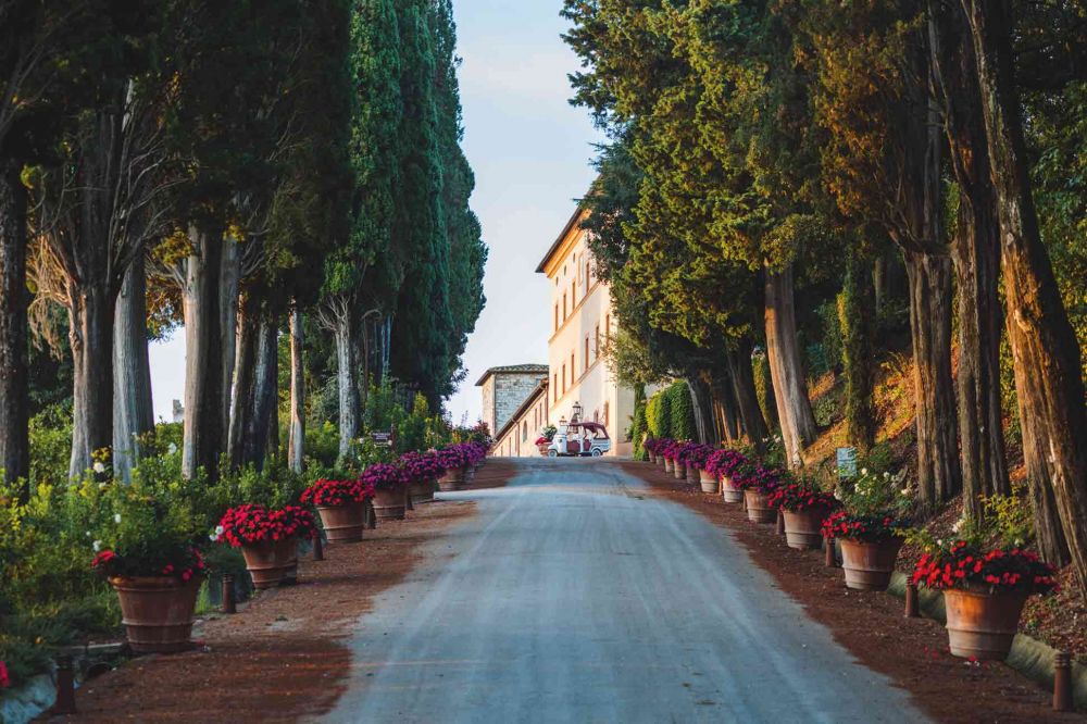 Entrance of the San Gimignano wedding resort