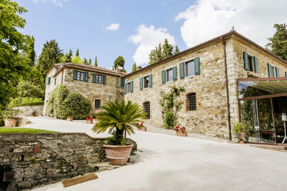 Facade of the romantic wedding farmhouse in Tuscany