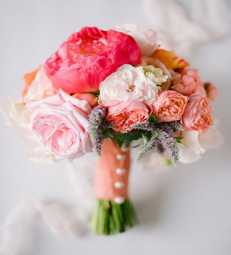 Fuxia and pink bride bouquet with pearls