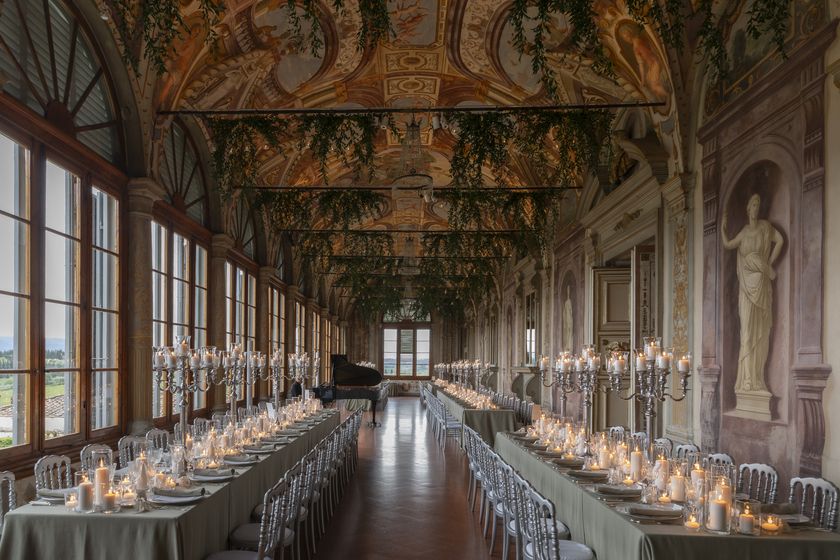 Gallery with frescoes at the wedding villa in Florence with view