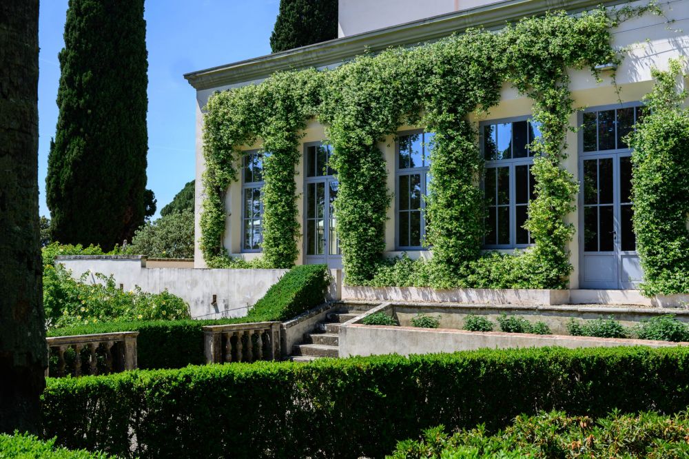 Garden view at the villa in Florence for weddings