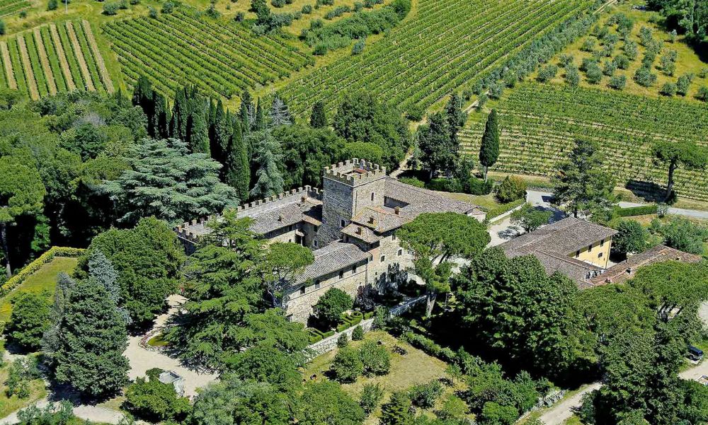 Panoramic view of the Medieval wedding castle in Chianti