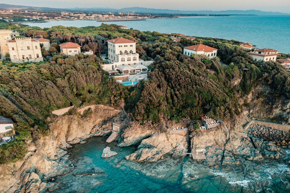 Panoramic view of the wedding villa on the sea