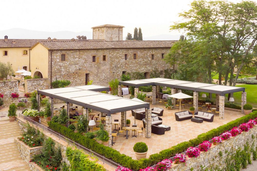 Restaurant at the San Gimignano wedding resort