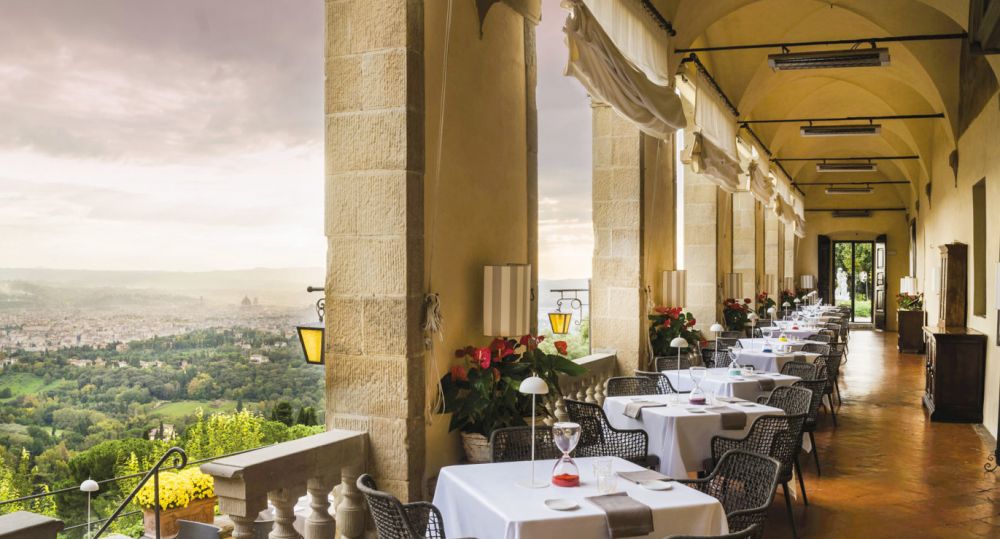 Restaurant at the wedding villa in Florence with view