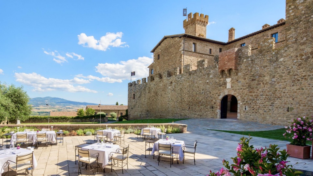 View of the facade of the castle for weddings in Tuscany