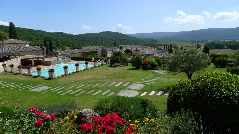 View of the pool at the hamlet for wedding in Tuscany