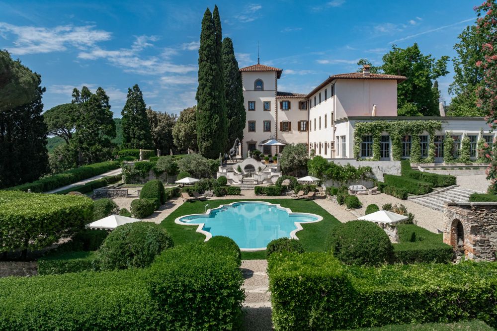 View of the villa in Florence for weddings