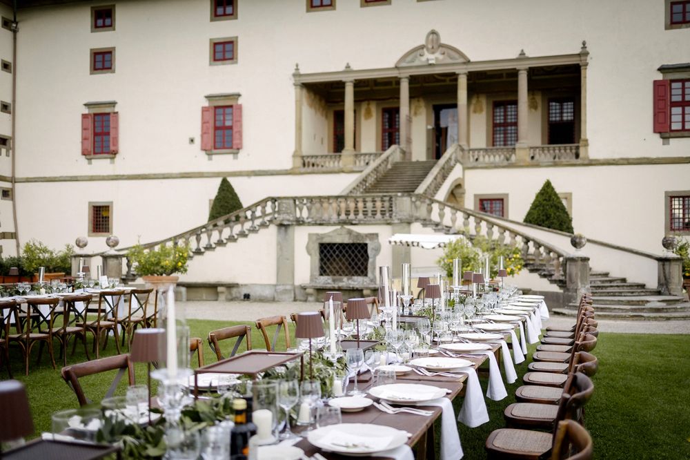 Wedding dinner tables at the villa Medicea in Tuscany