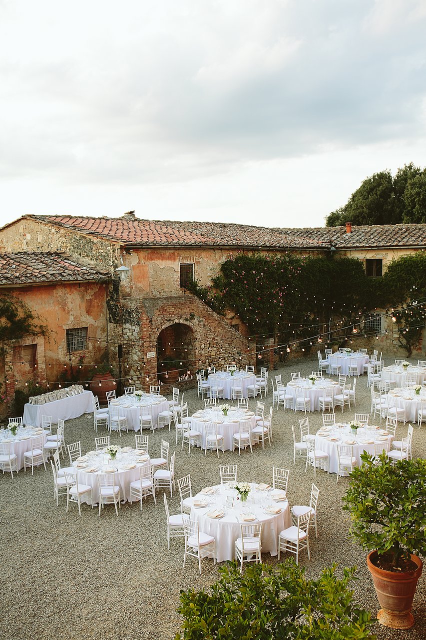 wedding dinner setting in a villa in siena