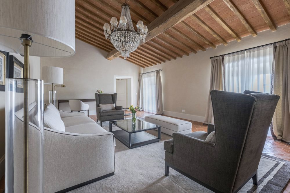 White and grey living room at the villa in Florence for weddings